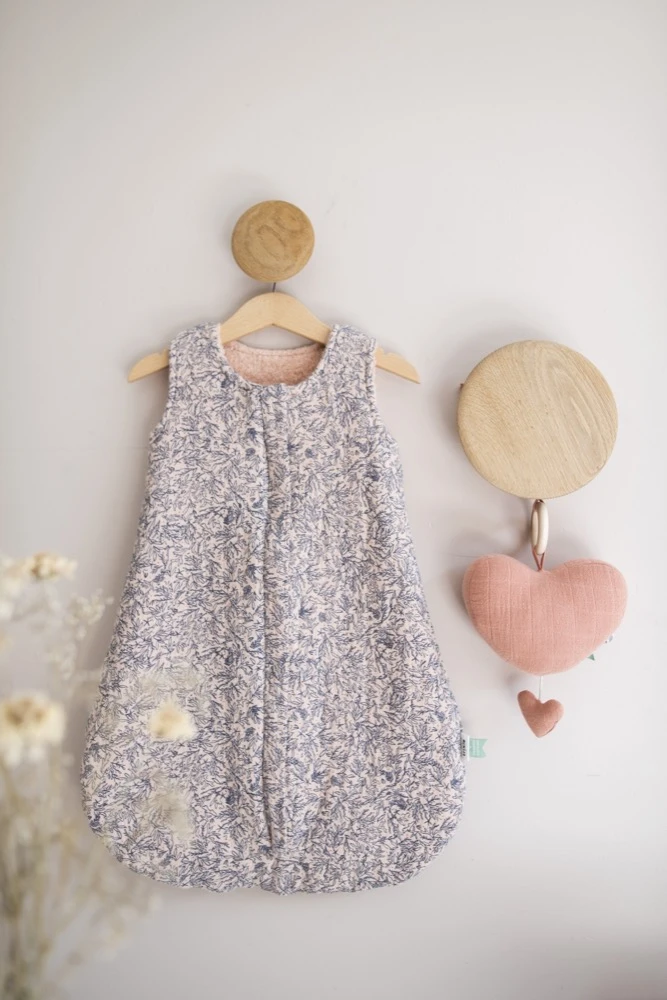 Muslin Sleeping Bag | 70cm - Lovely Leaves 5 Muslin Sleeping Bag | 70cm - Lovely Leaves - Image 3