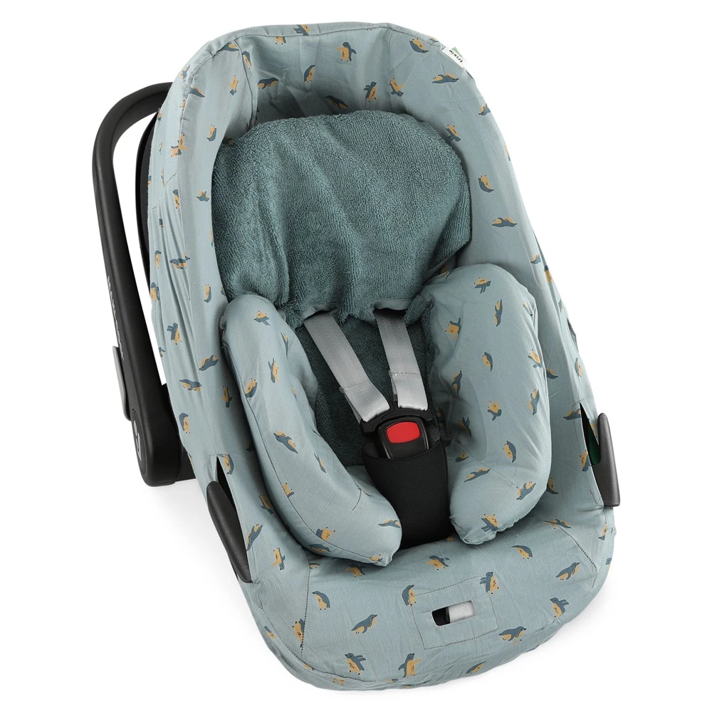 Car Seat Cover | Maxi-Cosi Pebble 360 - Peppy Penguins 3 Car Seat Cover | Maxi-Cosi Pebble 360 - Peppy Penguins